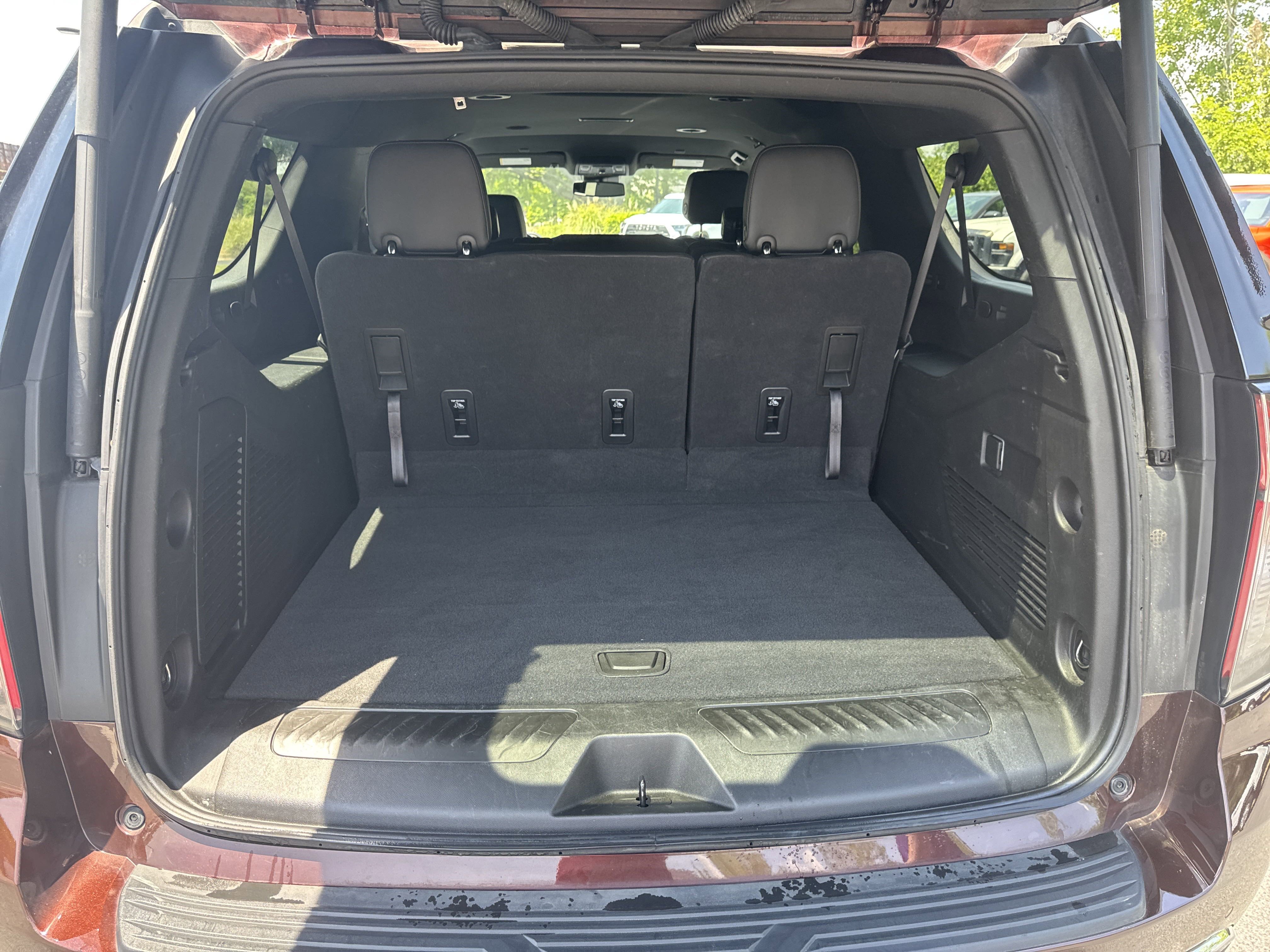 2023 Chevrolet Suburban LT photo 26