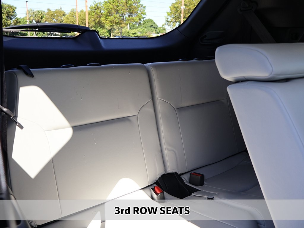 2022 Mitsubishi Outlander SEL photo 4