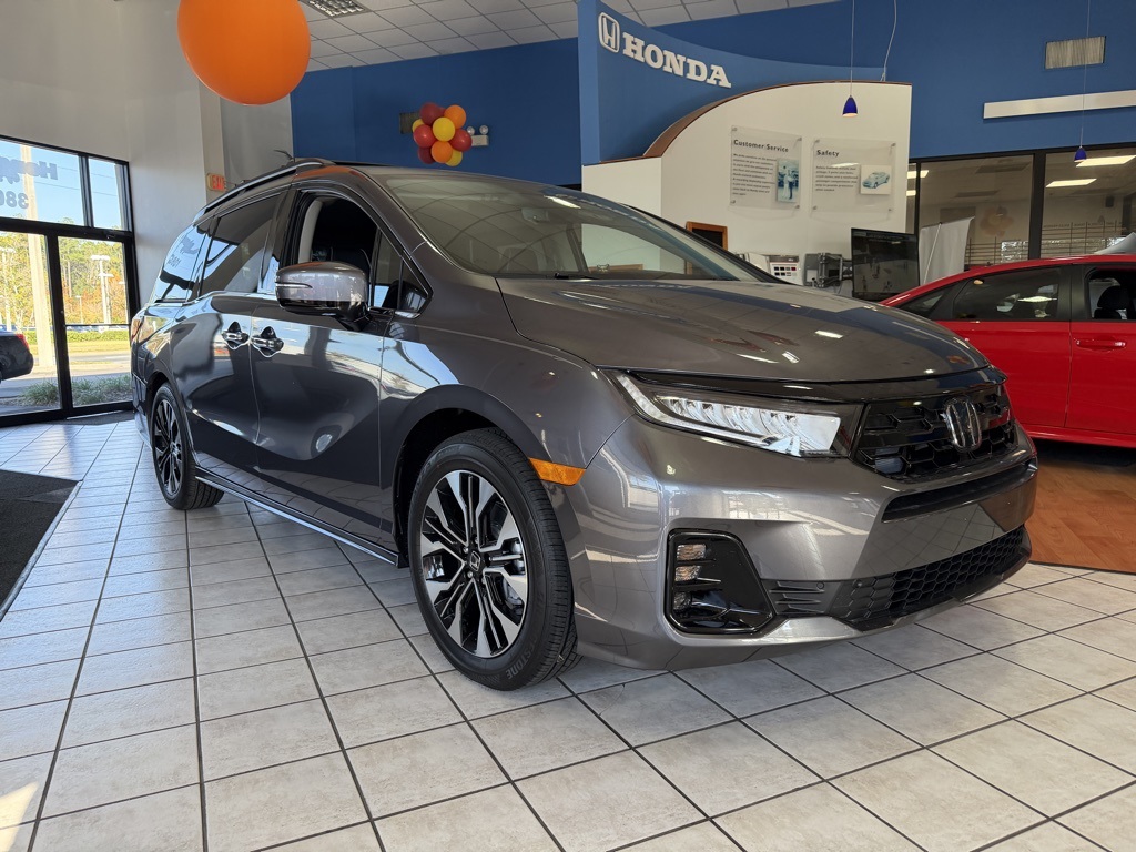 2026 Honda Odyssey Elite's photo