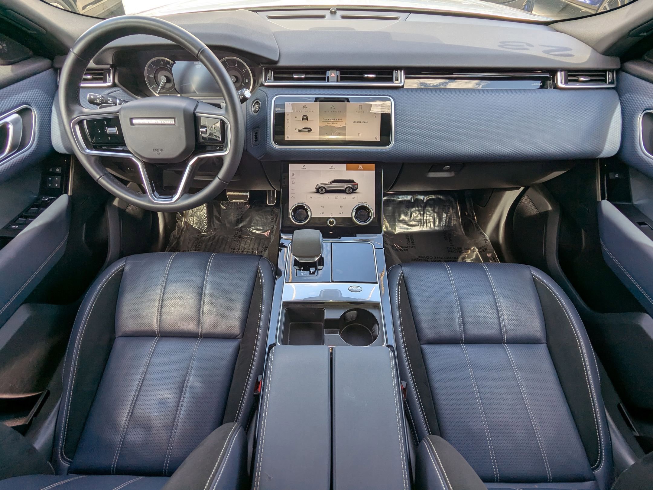 2023 Land Rover Range Rover Velar R-Dynamic S photo 15