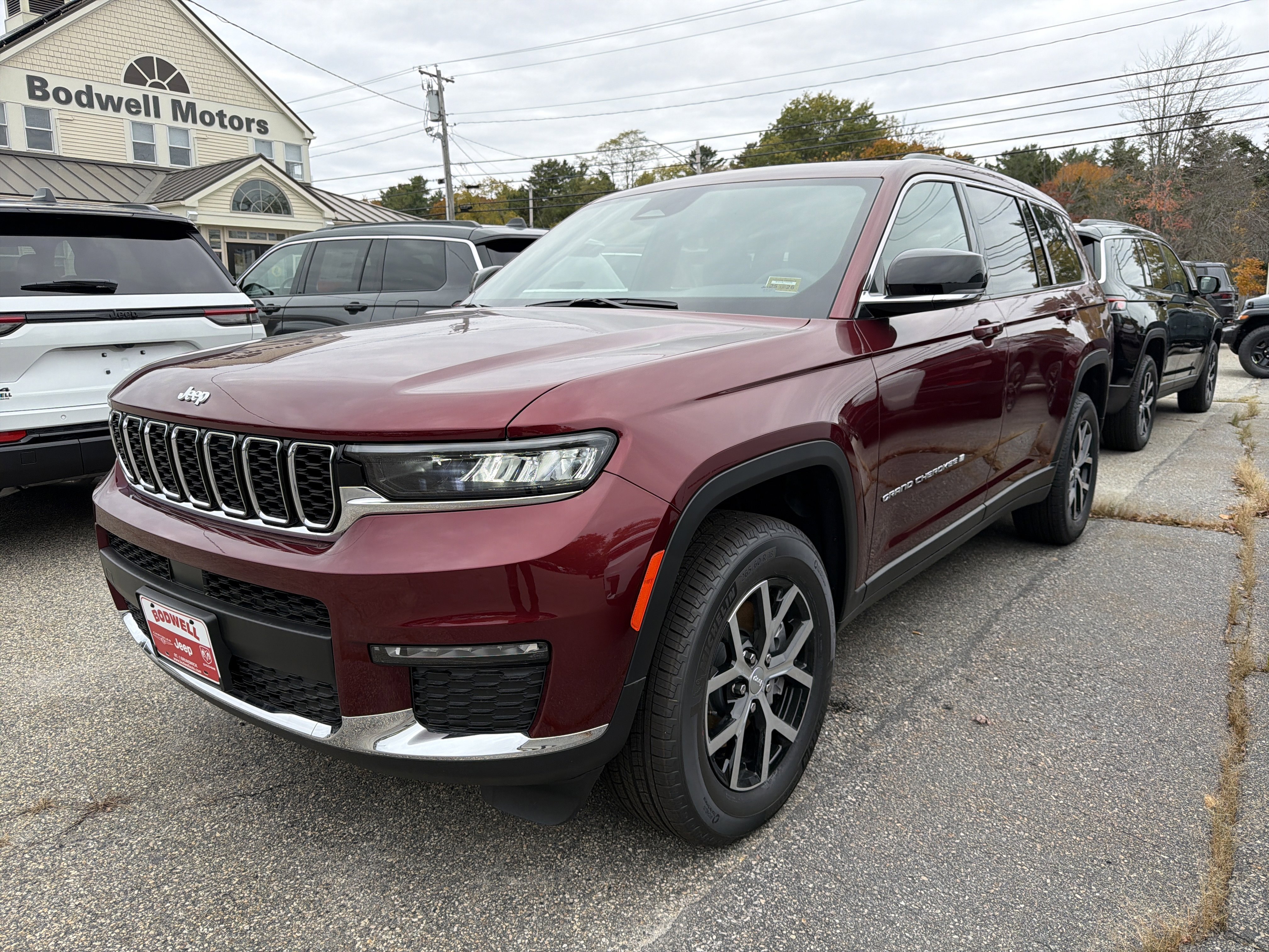 2025 Jeep Grand Cherokee L Limited's photo