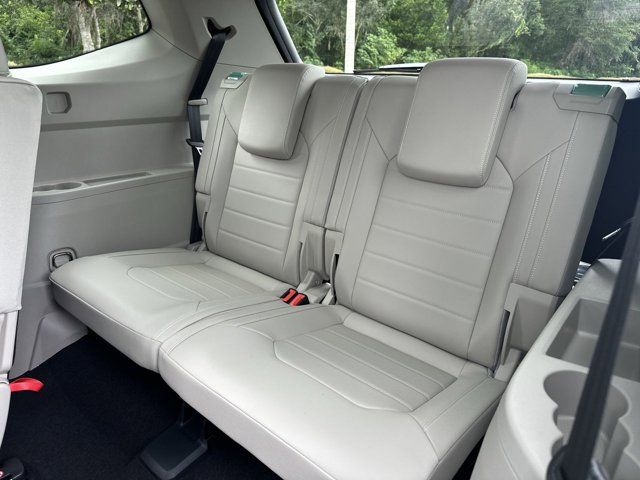 2026 Volkswagen Atlas SEL photo 15