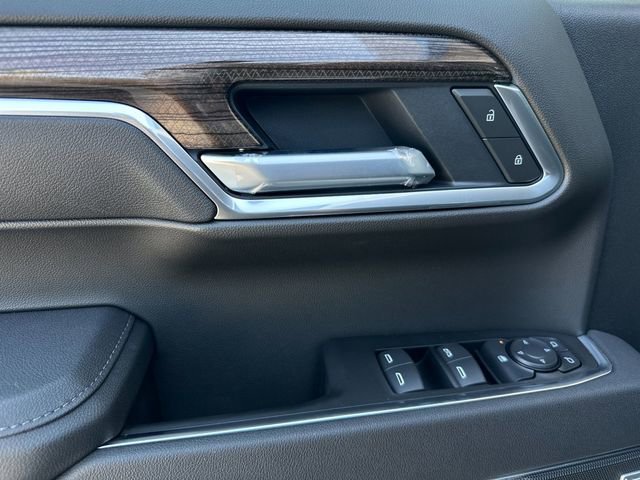 2026 Chevrolet Silverado 1500 RST photo 11