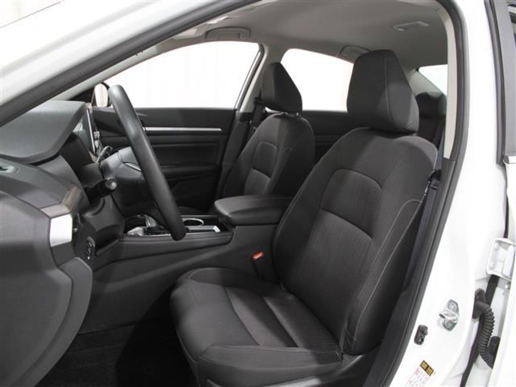 2023 Nissan Altima 2.5 SV photo 4