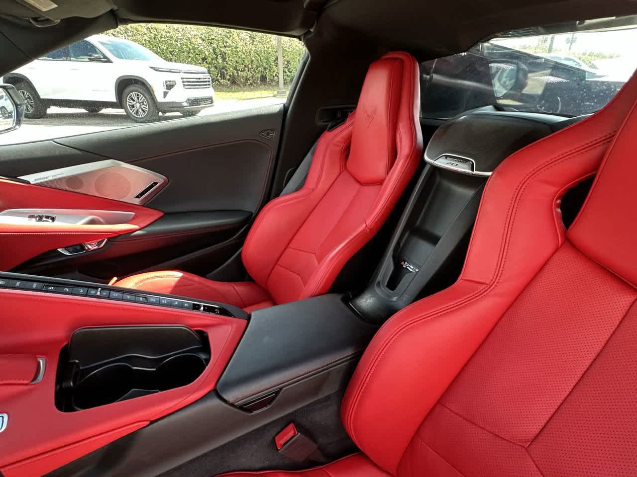 2023 Chevrolet Corvette Stingray 2LT photo 4