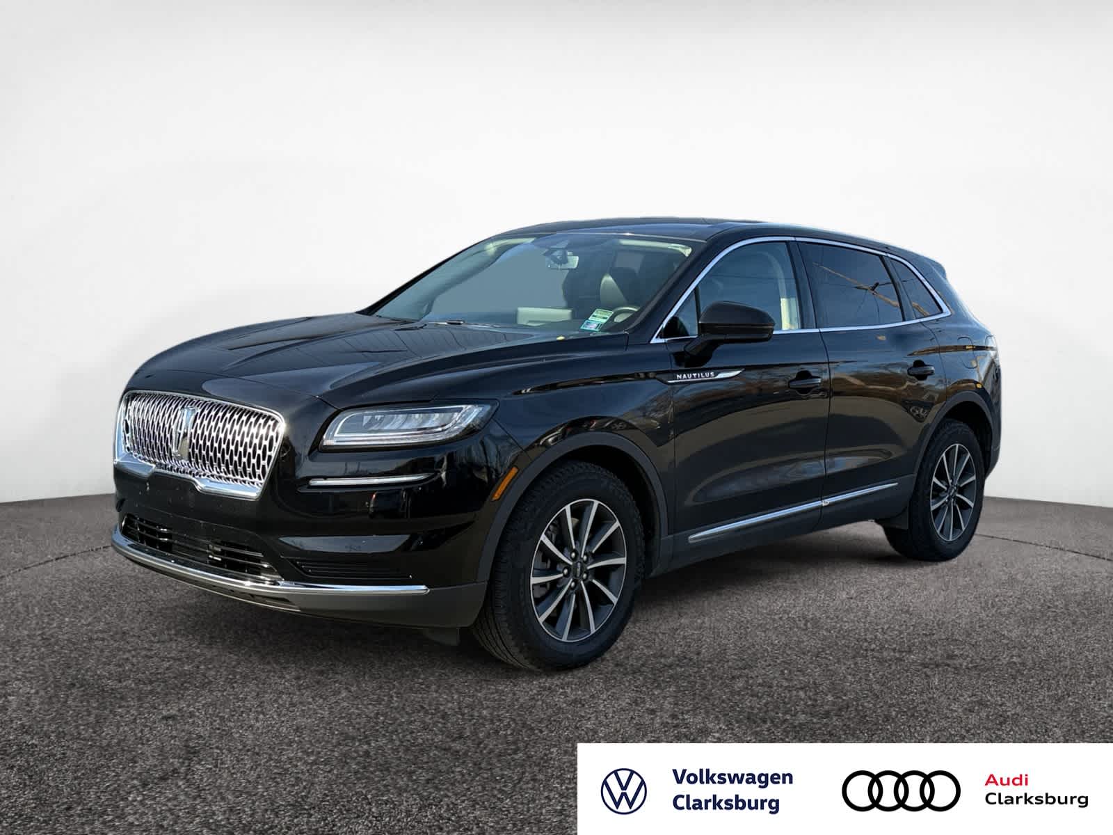 2022 Lincoln Nautilus Base's photo