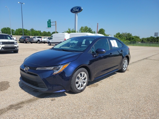 2024 Toyota Corolla LE photo 13
