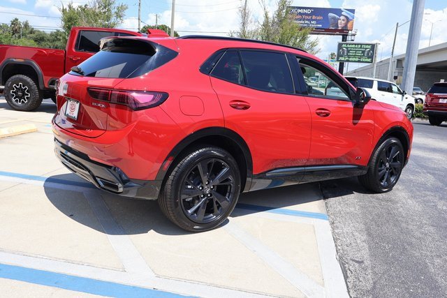 2025 Buick Envision Sport Touring photo 7