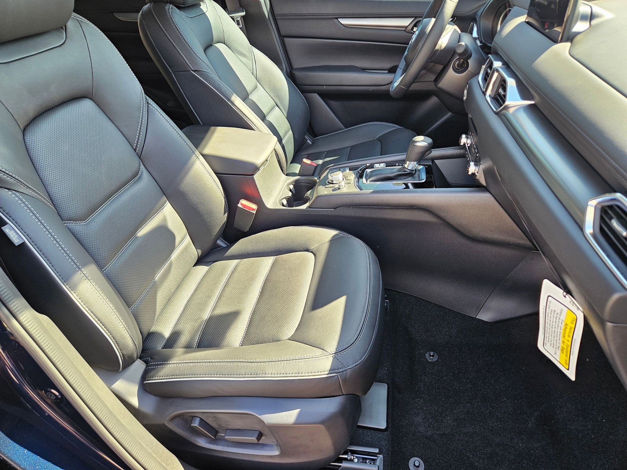 2025 Mazda CX-5 2.5 S Preferred photo 18