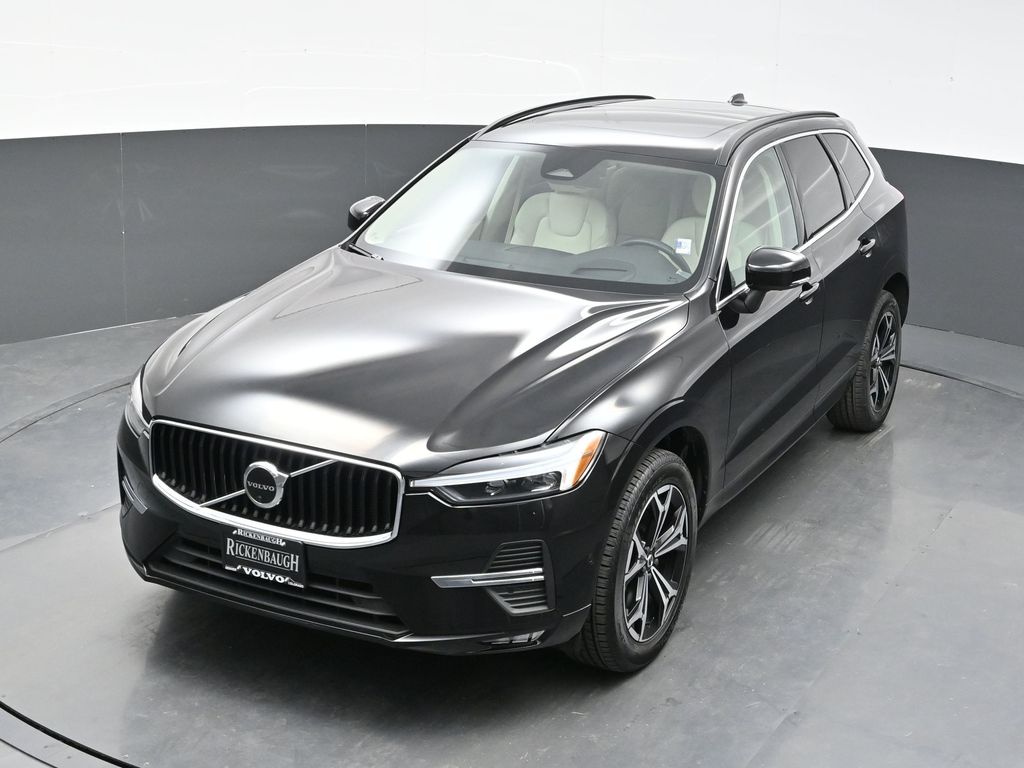 2022 Volvo XC60 B5 Momentum photo 28