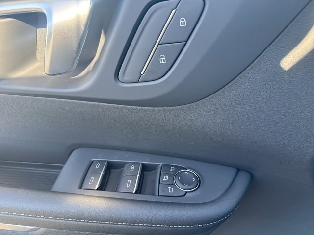 2025 Buick Enclave Sport Touring photo 11