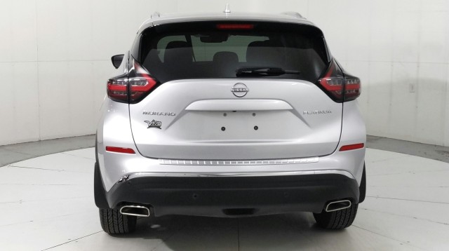 Used 2024 Brilliant Silver Metallic Nissan Platinum image 5