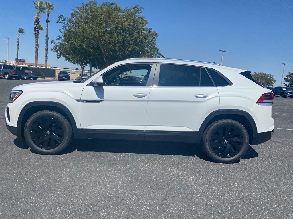 2026 Volkswagen Atlas Cross Sport SE Technology photo 2