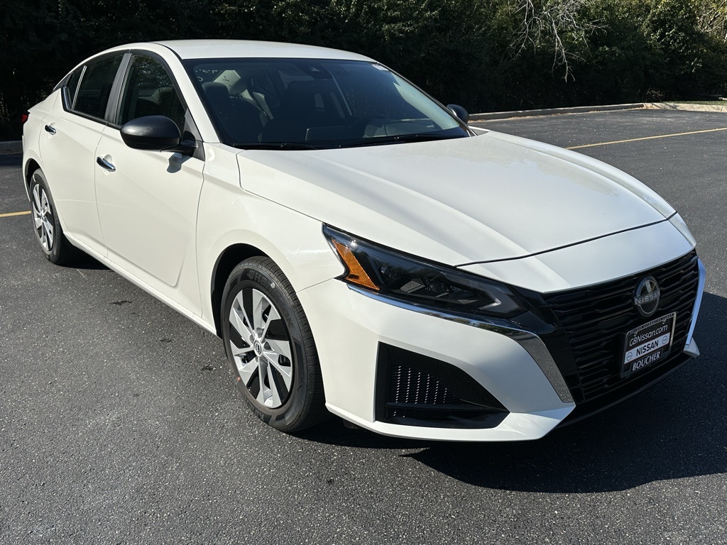2025 Nissan Altima 2.5 S photo 2