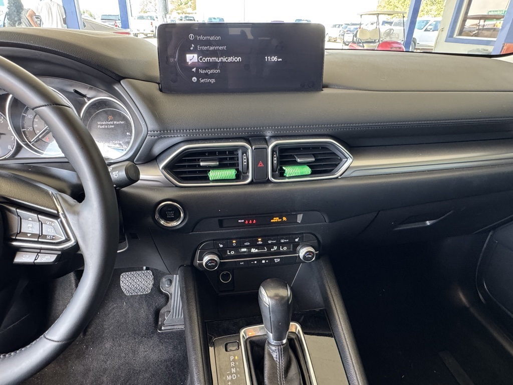 2023 Mazda CX-5 2.5 S Preferred photo 12