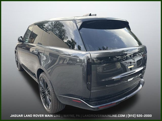 2025 Land Rover Range Rover SE photo 2