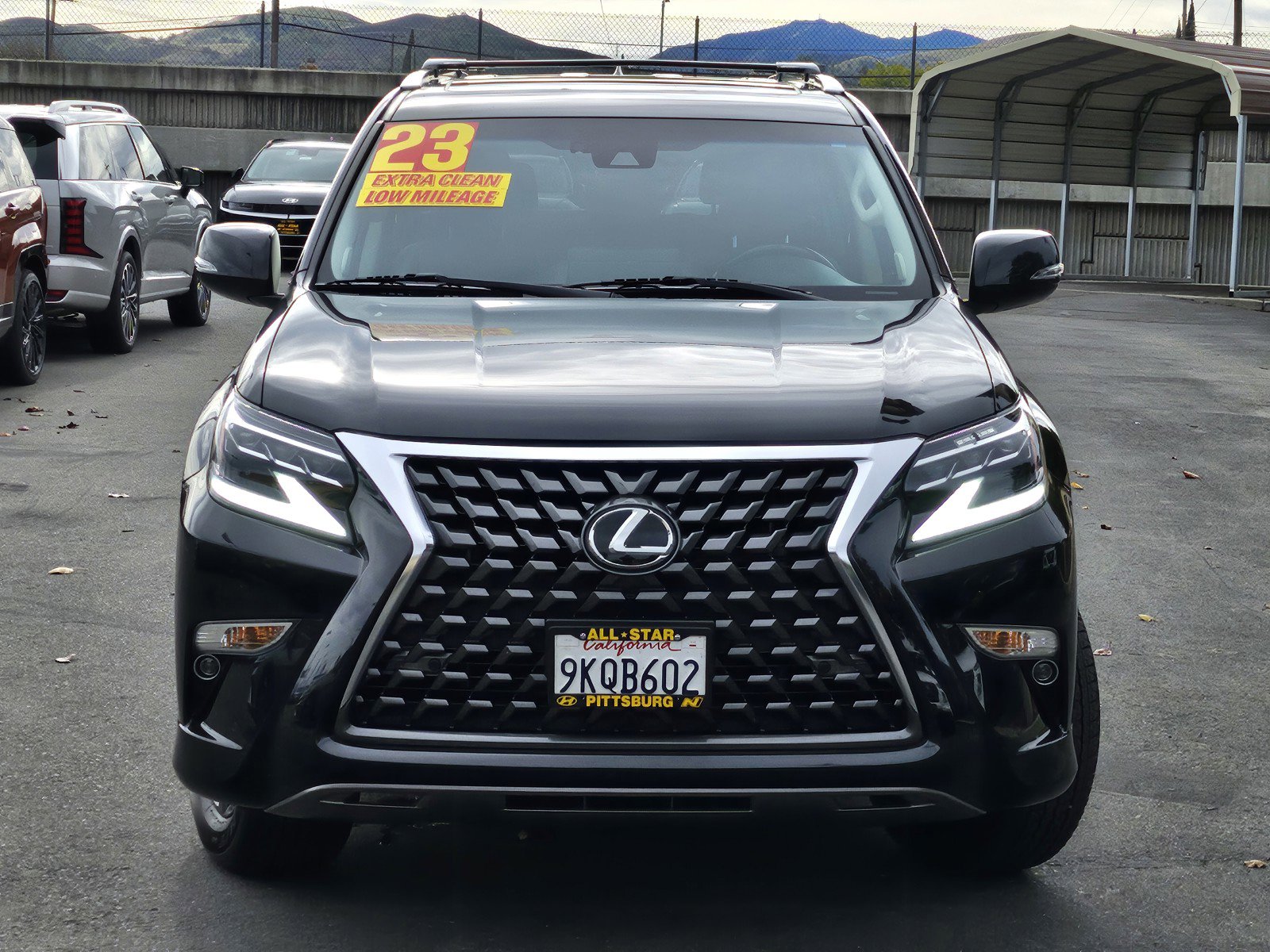 2023 Lexus GX 460 Premium photo 2