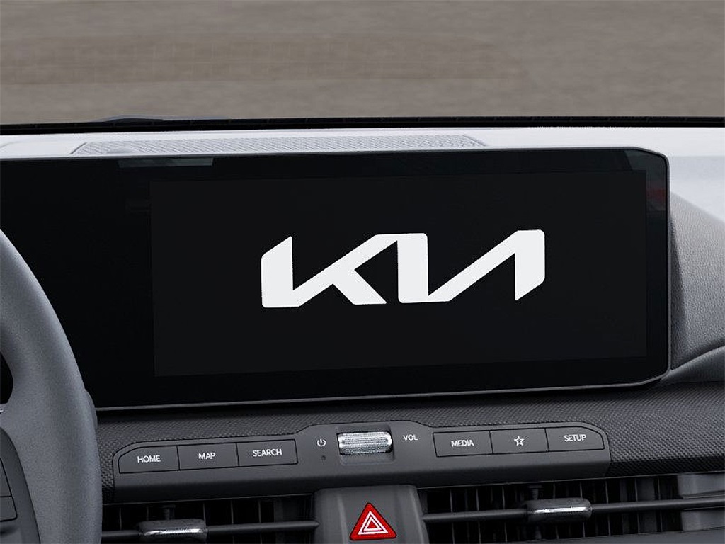 2025 Kia K4 LXS photo 18