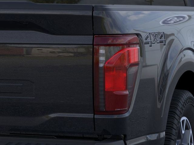 2025 Ford F-150 STX photo 4