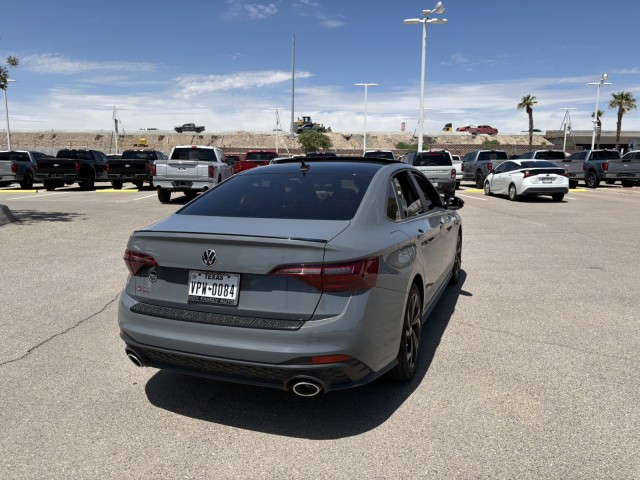 Used 2024 Pure Gray w/Deep Black Roof Volkswagen Autobahn image 15