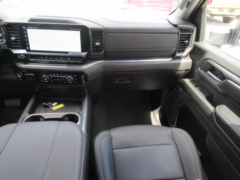 2024 Chevrolet Silverado 2500HD LTZ photo 14