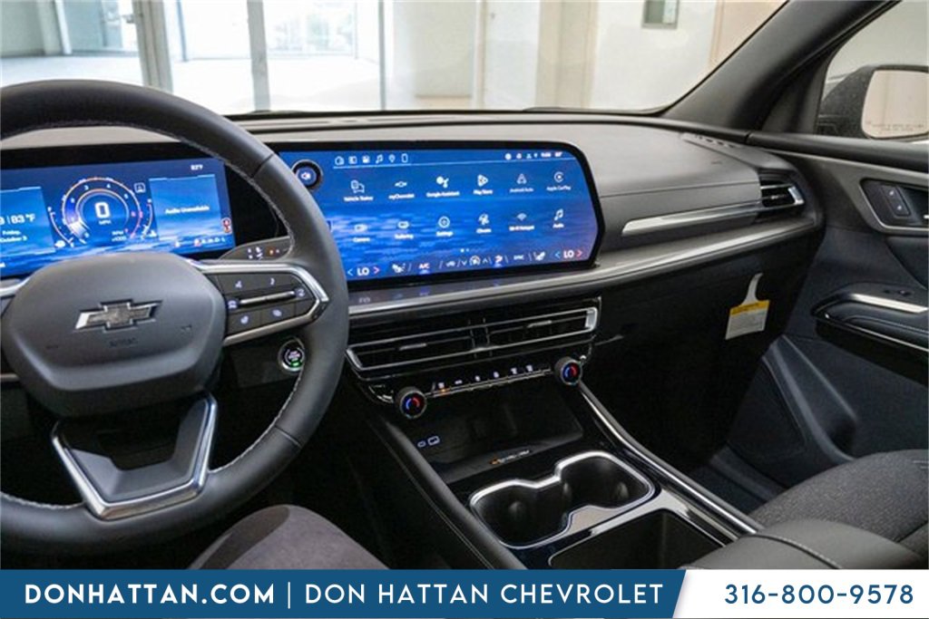 2026 Chevrolet Traverse photo 4