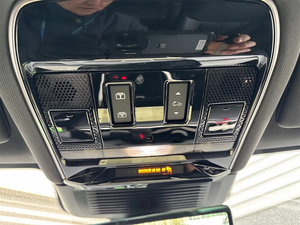 2025 Land Rover Range Rover Sport SE photo 20