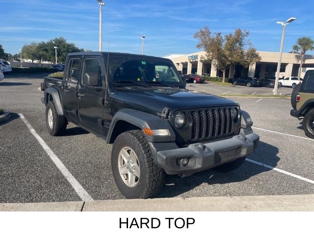 2020 Jeep Gladiator Sport photo 2