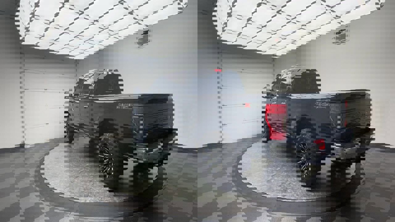 2020 Ford F-250 XL photo 2