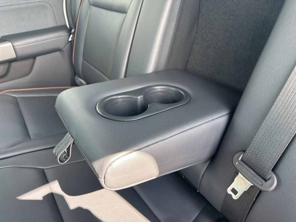 2026 Ford F-250 photo 36