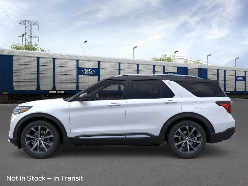 2025 Ford Explorer Platinum photo 2