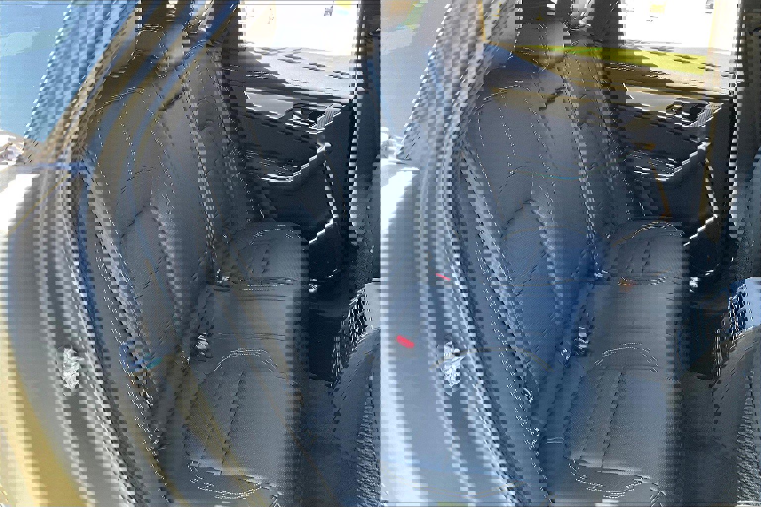 2026 Jaguar F-PACE P250 R-Dynamic S photo 7