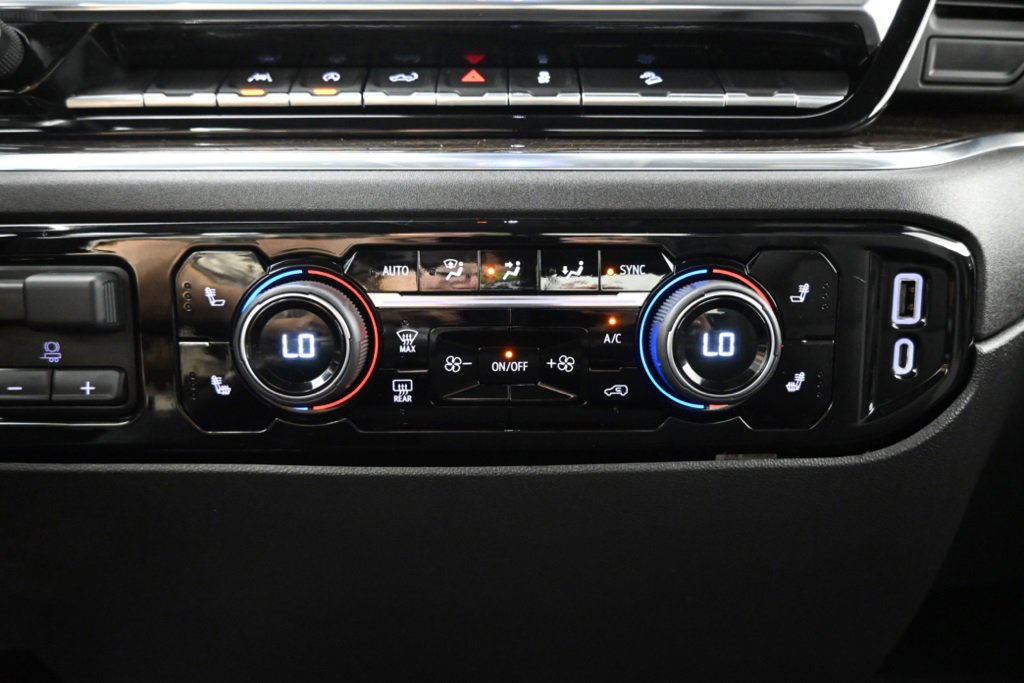 2022 Chevrolet Silverado 1500 RST photo 28