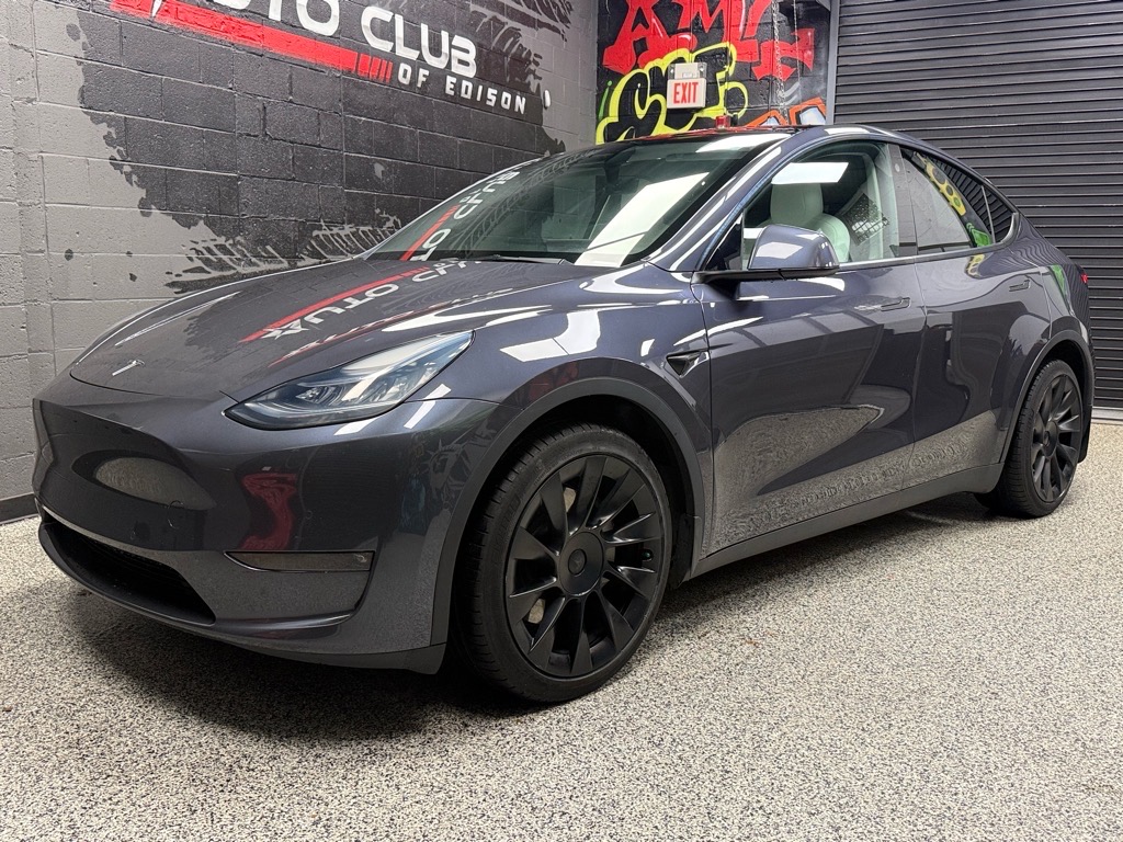 2021 Tesla Model Y Long Range photo 2