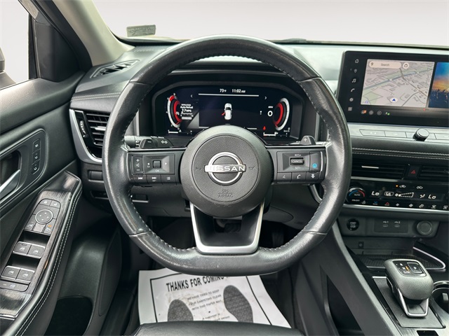 2024 Nissan Rogue SL photo 11