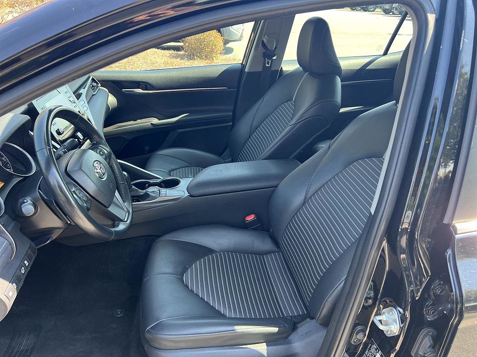 2024 Toyota Camry SE photo 14
