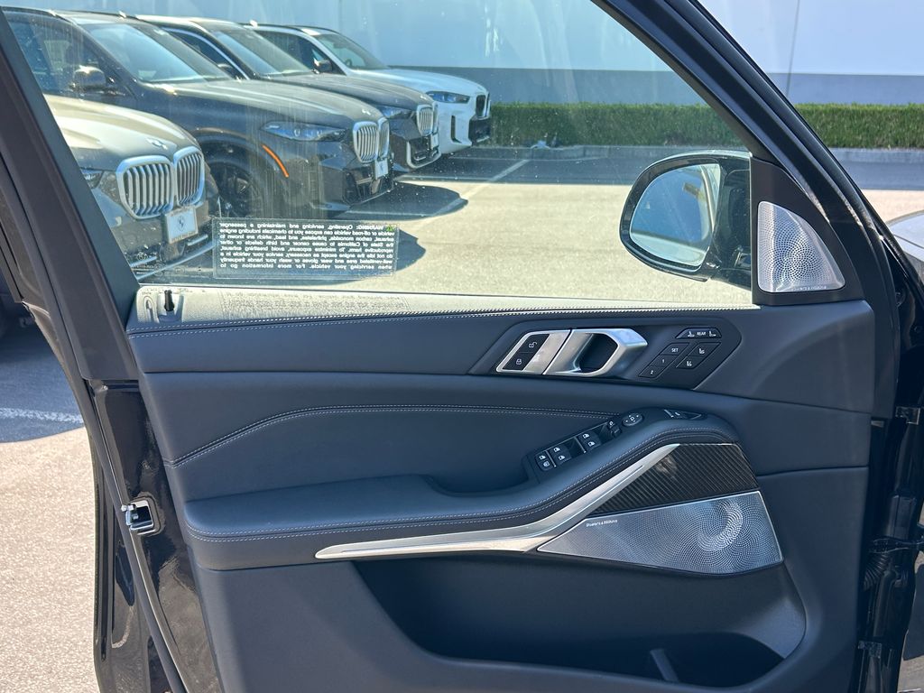 2026 Bmw X7 M60i photo 10