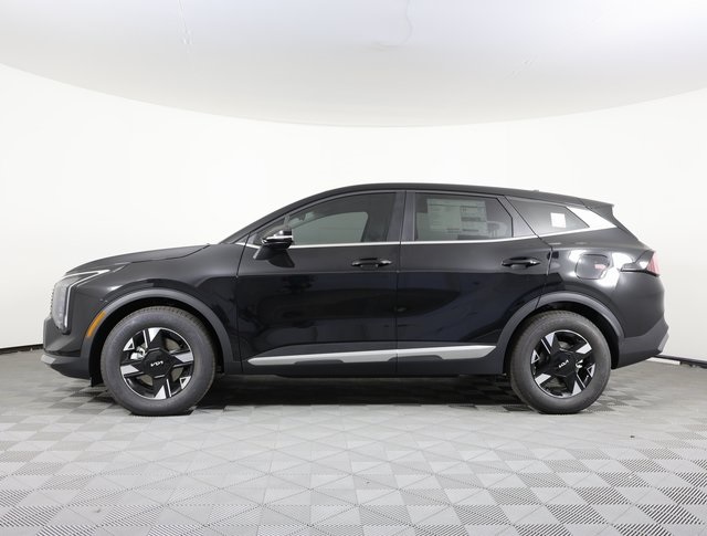 2026 Kia Sportage LX photo 3
