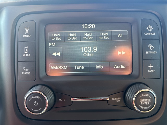 2019 Ram 1500 Tradesman photo 15