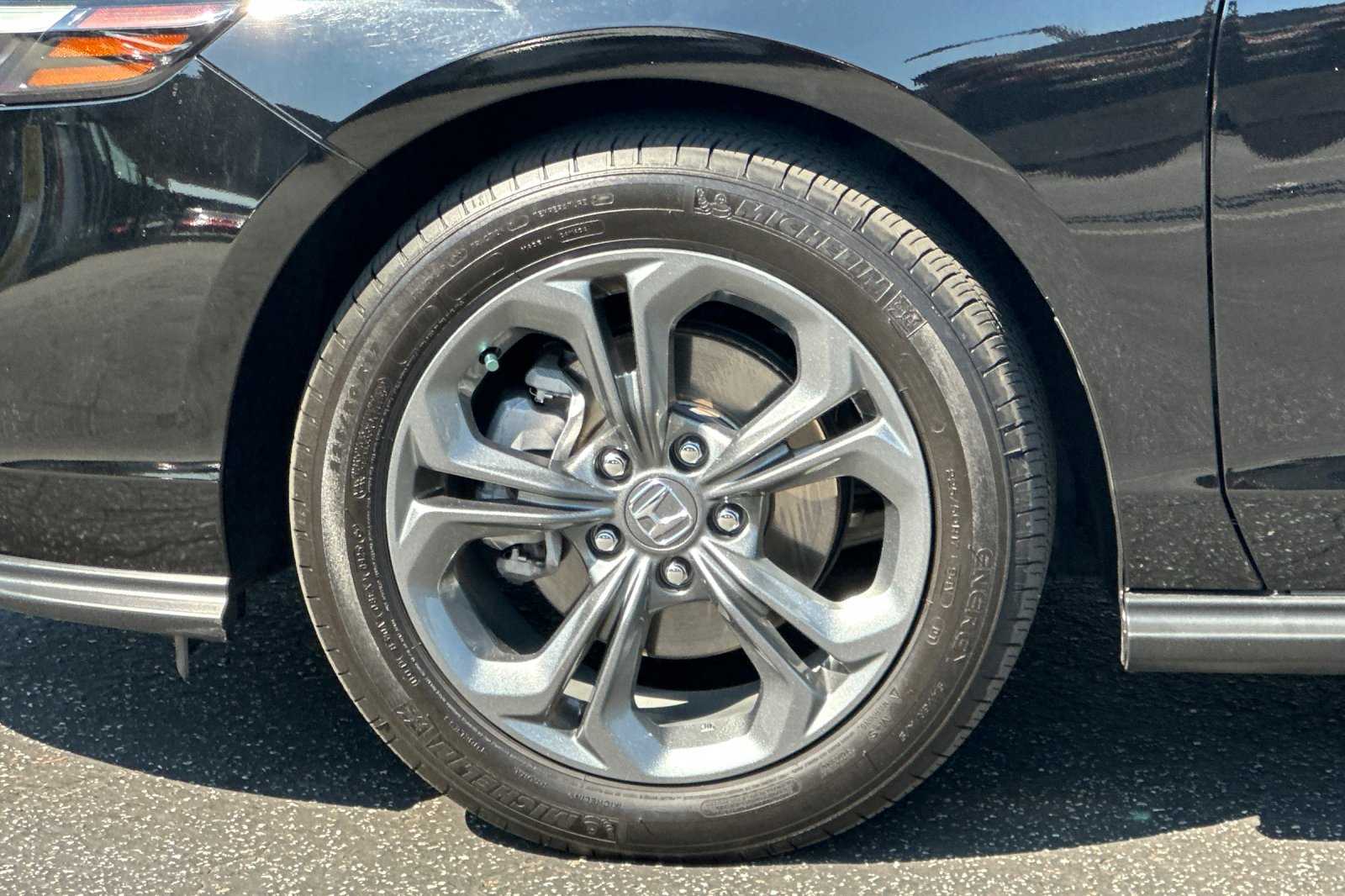 2023 Honda Accord EX photo 29