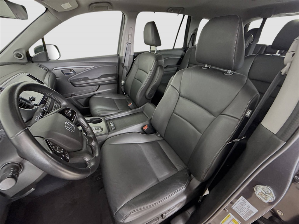 2021 Honda Pilot Special Edition photo 9