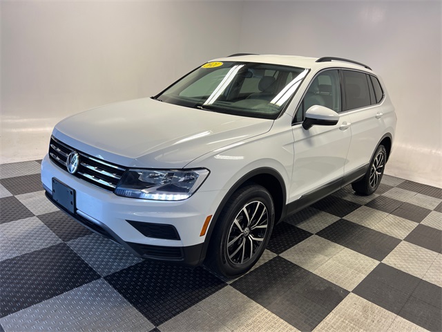 2021 Volkswagen Tiguan SE photo 3