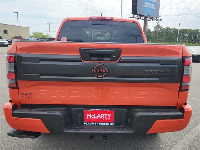 2025 Nissan Frontier Crew Cab PRO-4X photo 4