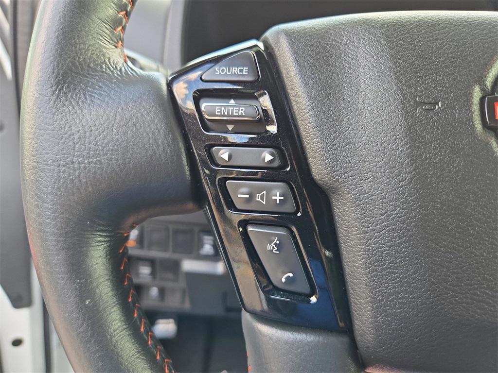 2023 Nissan Frontier PRO-X photo 16