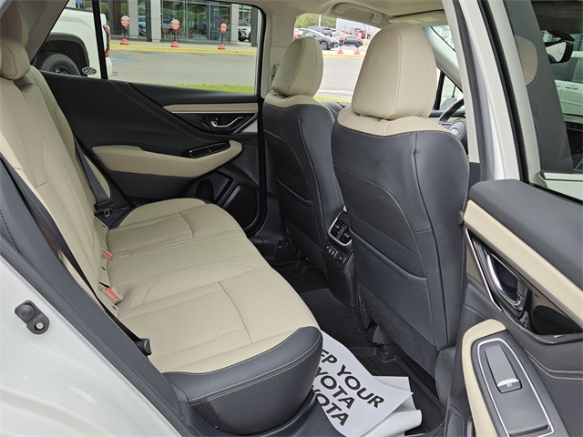 2020 Subaru Outback Limited photo 15