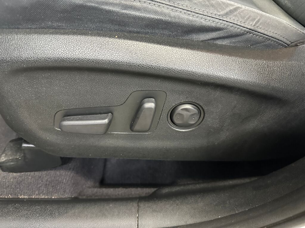 2019 Kia Sorento LX photo 3