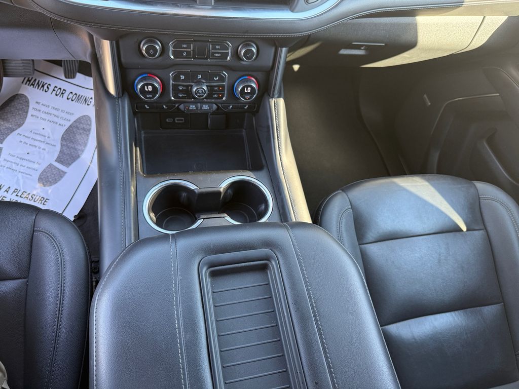 2023 Chevrolet Tahoe LT photo 17