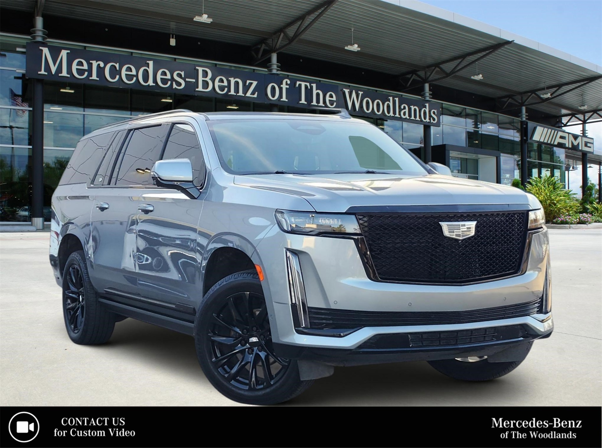 2023 Cadillac Escalade ESV Sport Platinum's photo