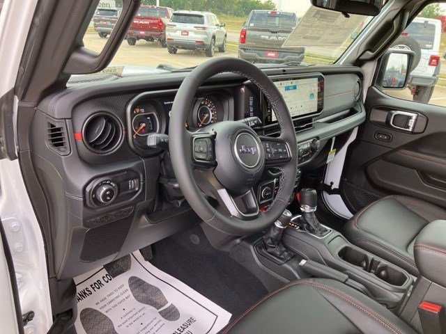 2025 Jeep Gladiator Rubicon photo 13