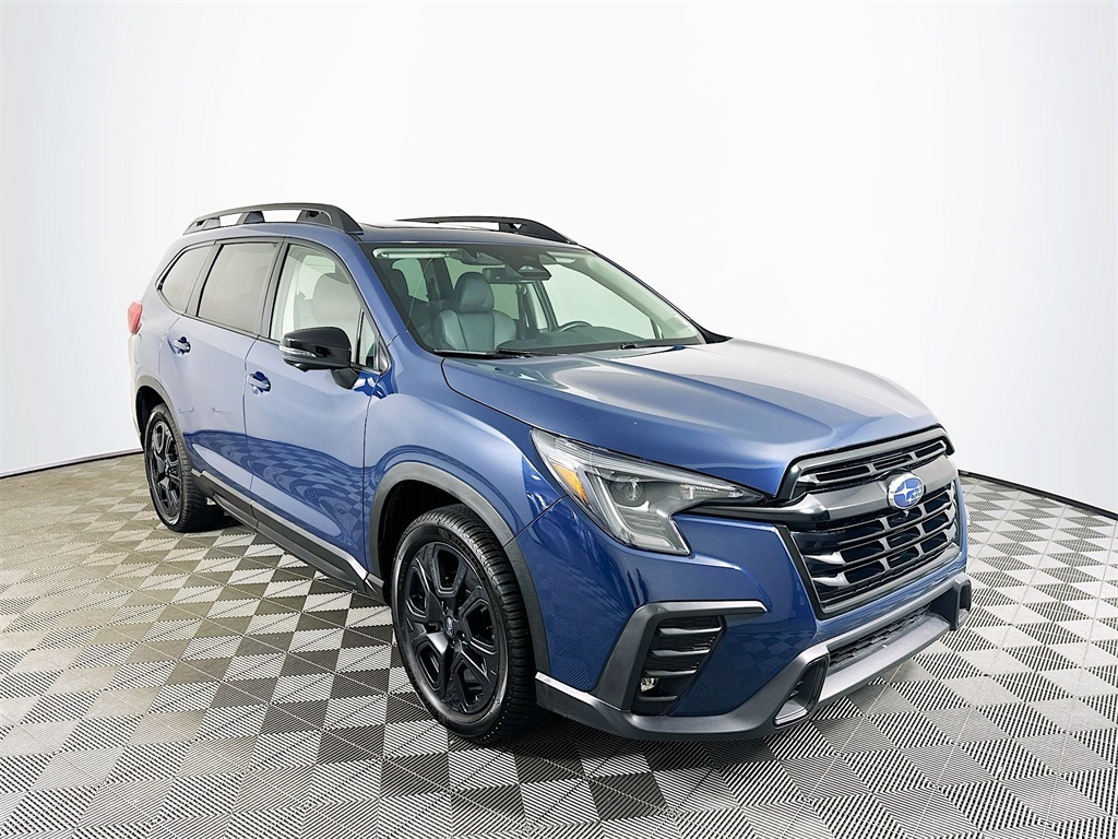 2023 Subaru Ascent Onyx Edition photo 3